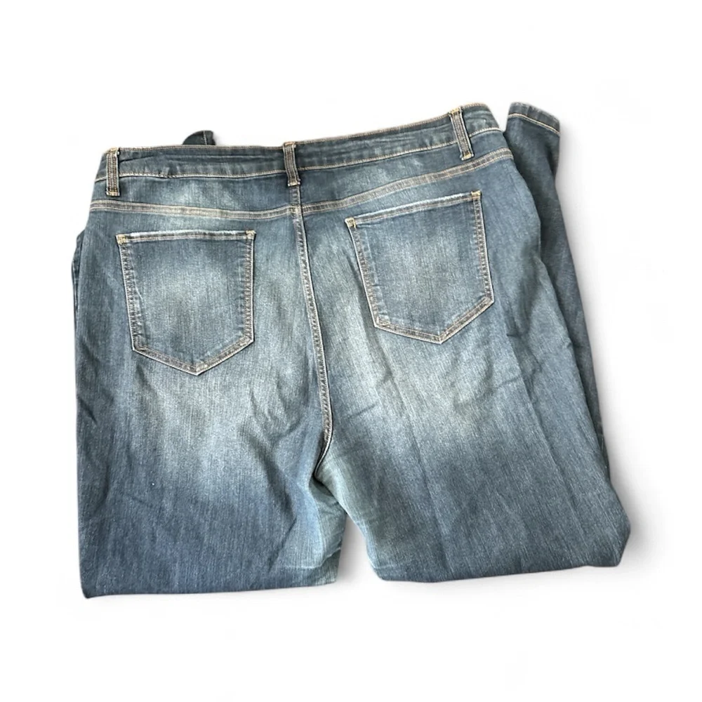Cello Light Blue Relaxed Distressed Knee Jeans